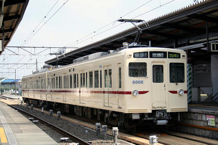 keio6000_1.jpg