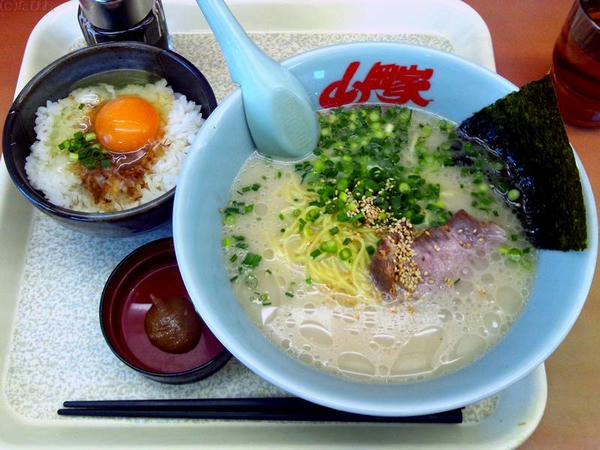 朝ラーメン＋玉子かけご飯