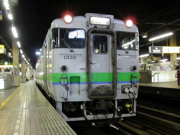 札幌駅から乗車したJR札沼線のディーゼルカー