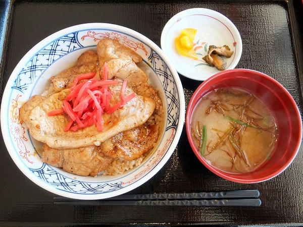 激旨豚丼