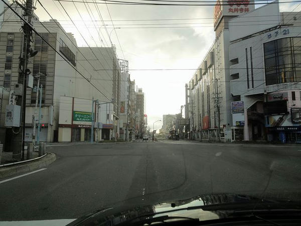早朝の函館市内
