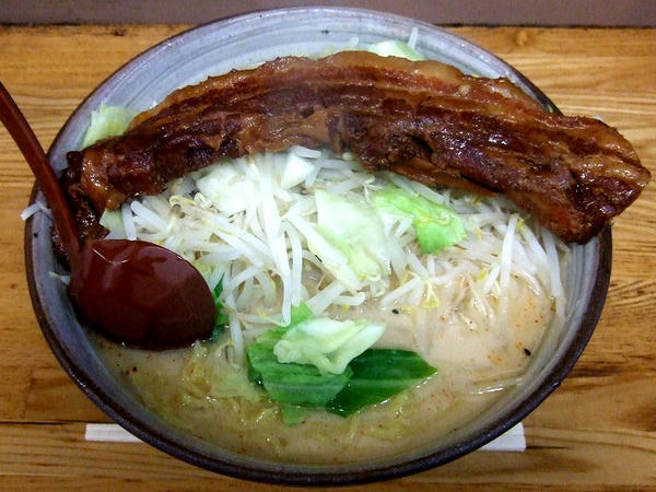 肉ミルクラーメン 1100円