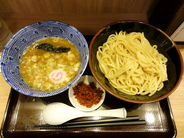 つけめん 650円 ＋ 赤から 100円