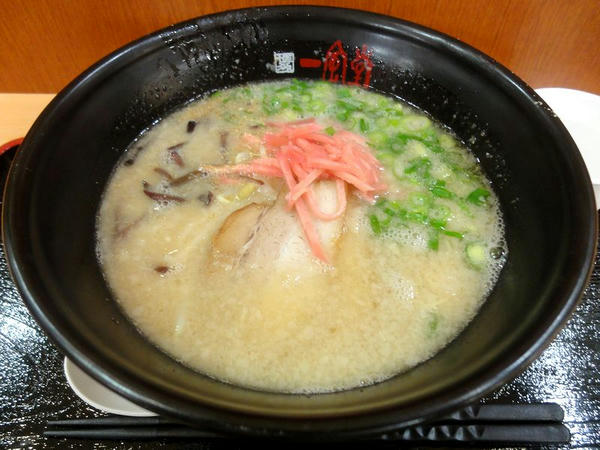 白丸とんこつ 730円