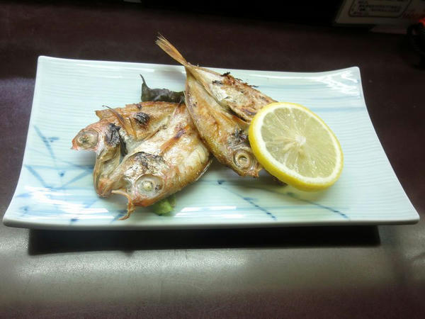 のど黒一夜干し焼2枚付 580円