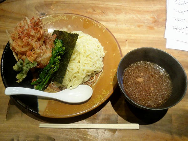 春香るえびだしつけ麺（並盛） 892円