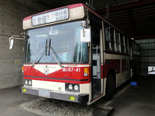 市営バス（旧塗装車） 日野ブルーリボン