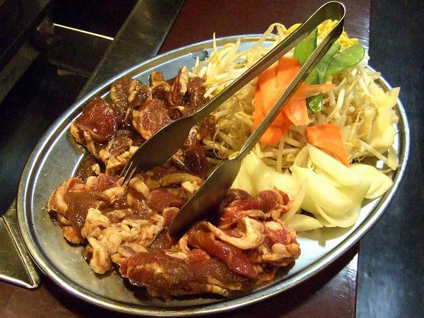 ジンギスカンセット（ロース） 1,000円 ＋ ラム丸（単品） 540円 ＋ マトン（単品） 530円