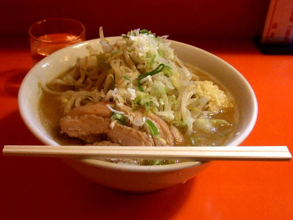 らーめん（ニンニク・ネギ） 700円