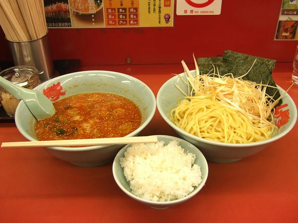 辛味噌つけ麺（酢抜き・味普通・麺普通・脂普通） 780円 ＋ ネギ増 150円 ＋ 半ライス 110円