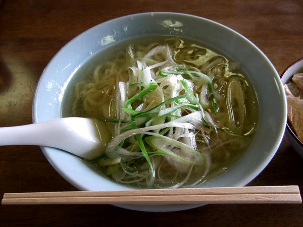 塩ねぎラーメン 700円 