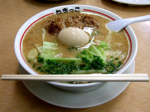 角煮ラーメン 830円