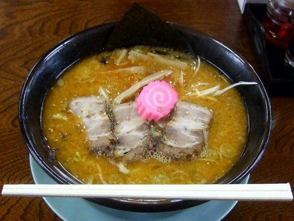 みそラーメン 730円