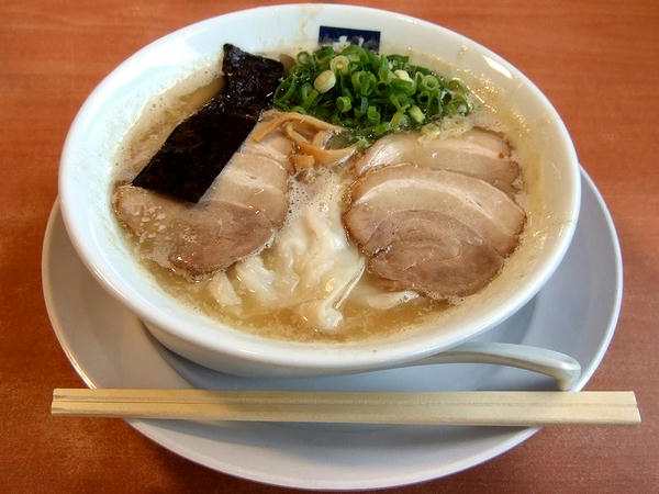魁龍ラーメン 790円