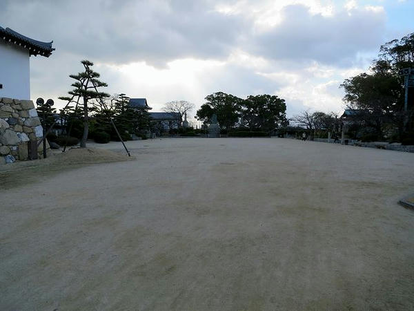 三の丸から二の丸方向
