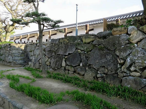 二の丸内側の石垣