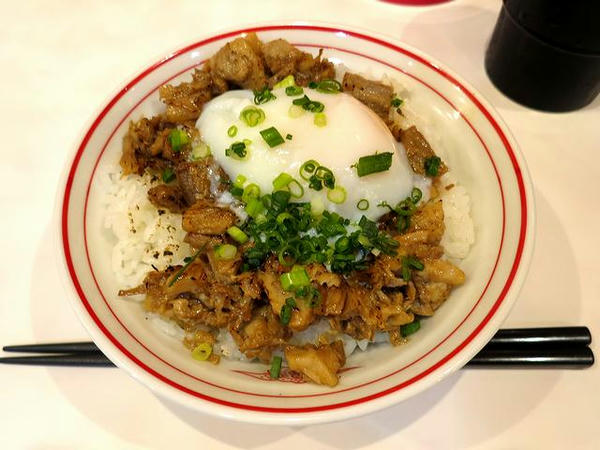 チャーシュー飯 210円