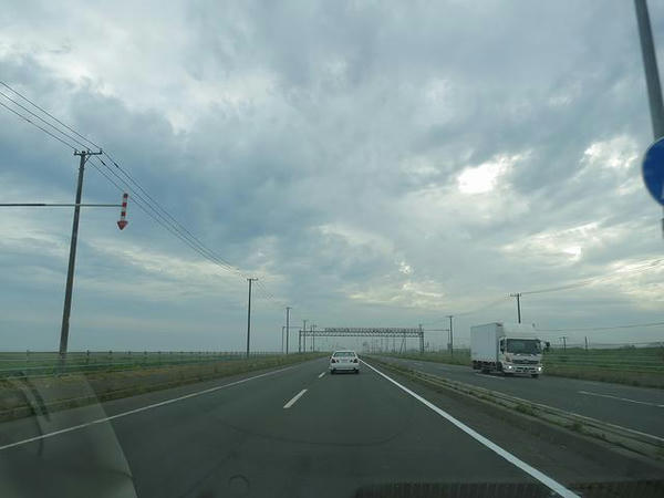 国道38号を行く