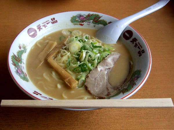 こってりスタミナラーメン（並） 690円