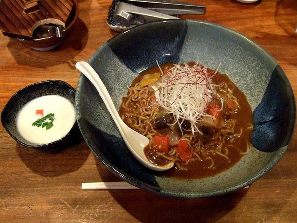 冷伽哩麺（ひやかりめん）ビシソワーズ 945円