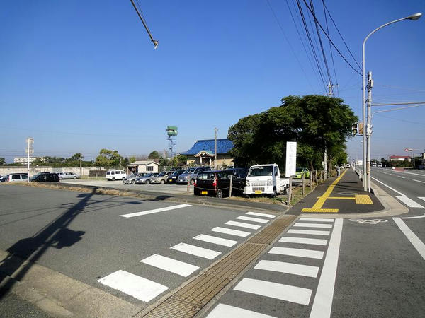 荒尾競馬場駐車場