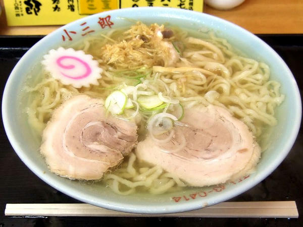 しょうがらーめん 682円