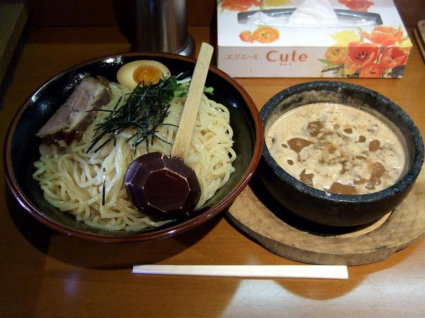 濃厚つけめん（大・細麺） 940円