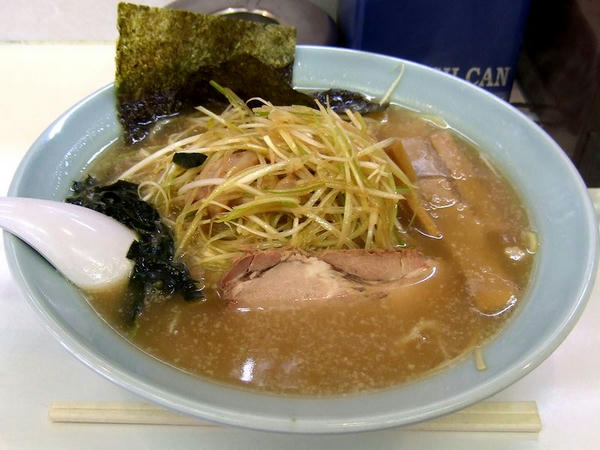 ネギラーメン 670円