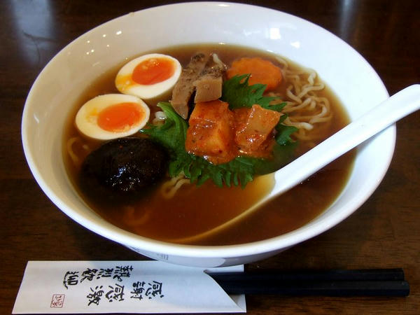 冷しラーメン醤油味 588円