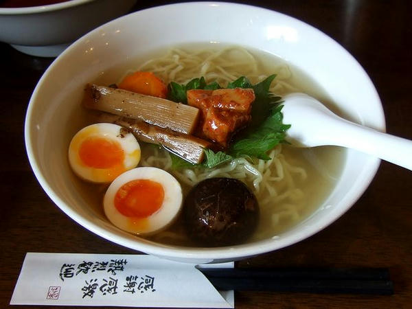 同行者がいただいた冷しラーメン塩味 588円