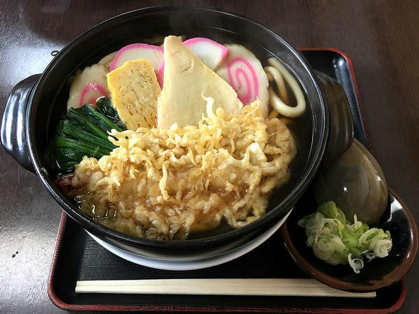 なべ焼きうどん 750円