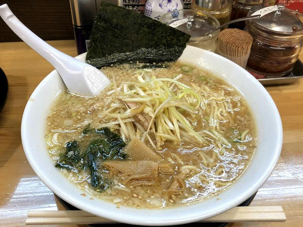 ネギ味噌ラーメン 820円