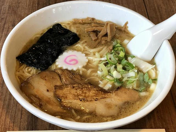 ラーメン 730円