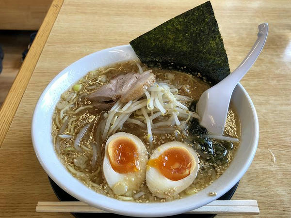 みそラーメン 670円（無料引換券にて味付玉子サービス）