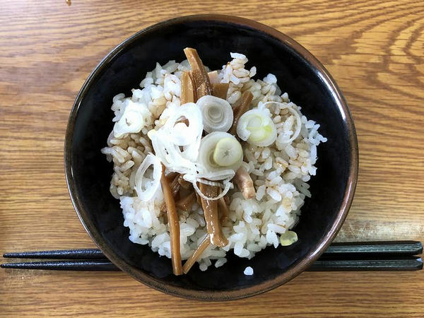 ブラビ飯（小） 200円