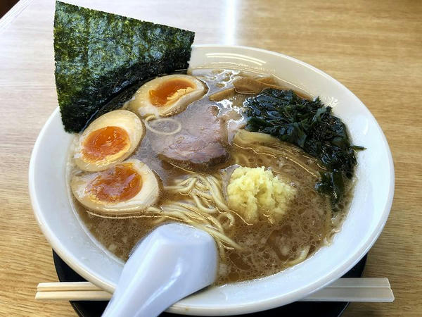 生姜ラーメン 720円（無料引換券にて味付玉子1個分サービス）