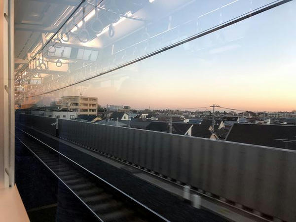 石神井公園駅発車後