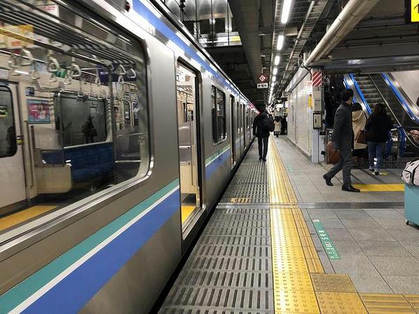 大崎駅のホームにて