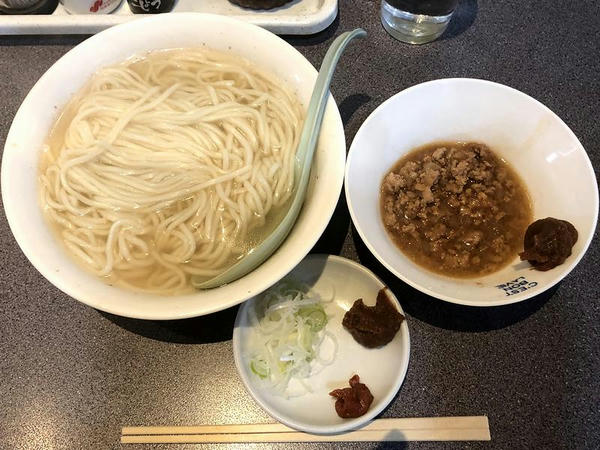 餃子饂飩 600円