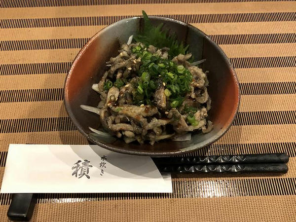 鶏皮ぽん酢 480円（税別）