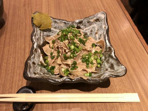 牛の柔らかスモツ 690円