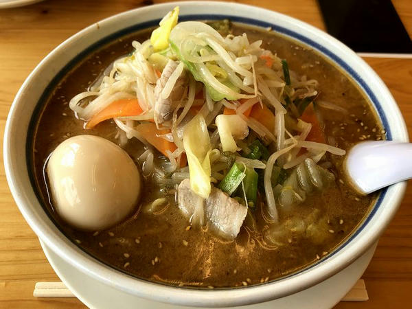 こくうま野菜ラーメン（みそ味） 860円 ＋ 味付たまご 100円