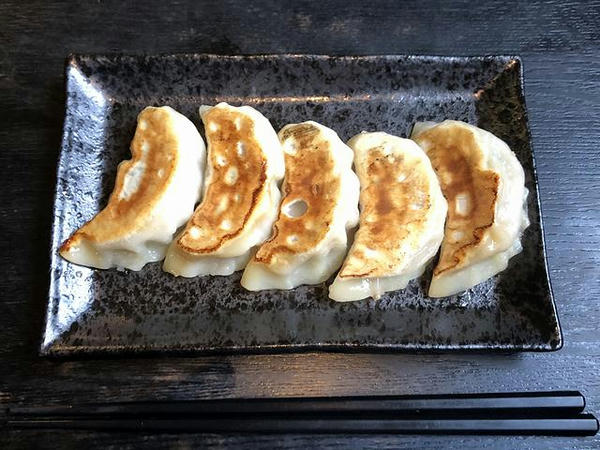 焼き餃子（5個） 360円