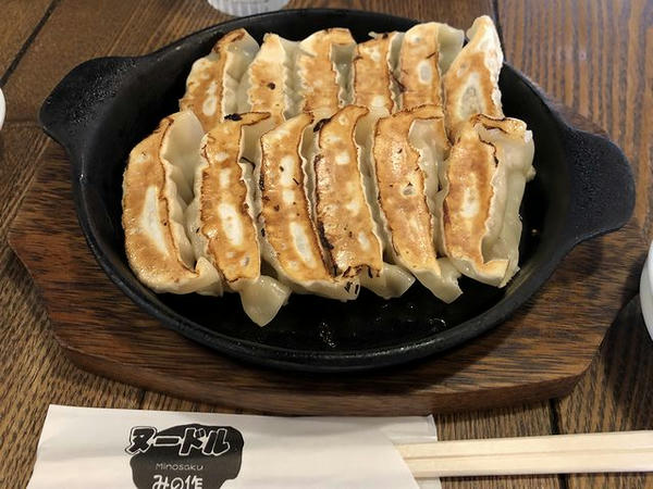 鉄焼き餃子2人前（12個） 610円