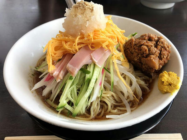 おろし冷し中華 890円 ＋ 辛ひき肉 100円