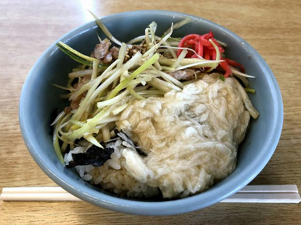ネギとろろ丼 390円