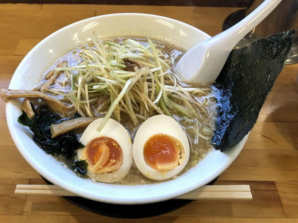 ネギ味噌ラーメン 840円 ＋ 味付玉子 100円