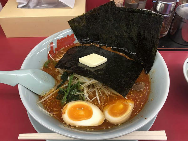 辛味噌ネギラーメン（大辛） 870円 ＋ 味付けたまご 120円 ＋ 海苔増し 120円 ＋ バター 60円