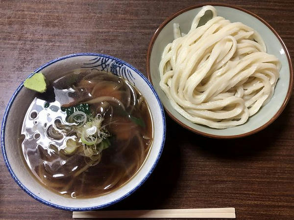 鳥（ひたし）うどん 860円