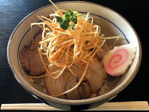 ピリ辛チャーシュー丼 400円